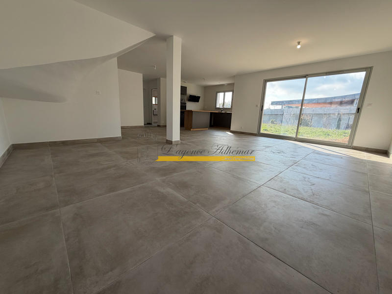 Maison - 121 m² - 4 pièces