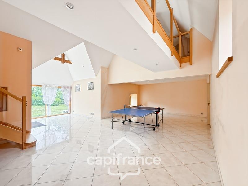 Maison en pierre - 375 m² - 10 pièces