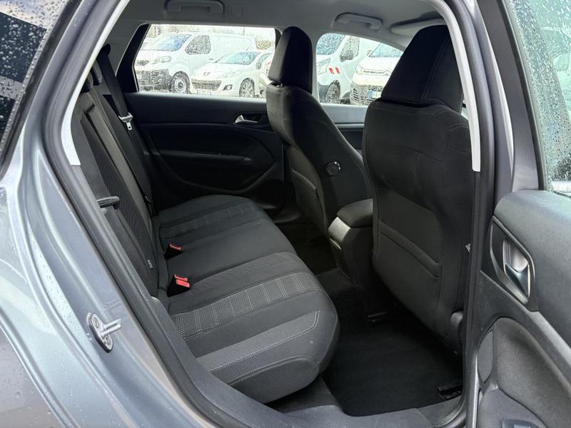 Peugeot 308 1.2l 130 Cv Allure Bvm 6 - Attelage Bioethanol Feux Led