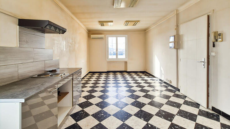 Immeuble - 120 m² - 10 pièces