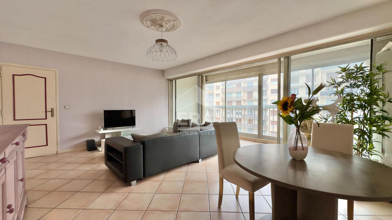 Appartement - 81 m² - 4 pièces