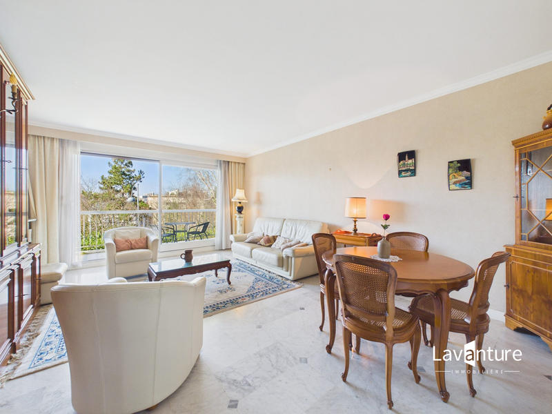 Appartement - 110 m² - 5 pièces