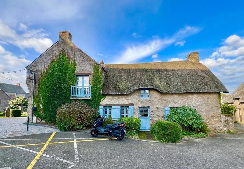 Maison chambre d'hôtes - 240 m² - 7 pièces