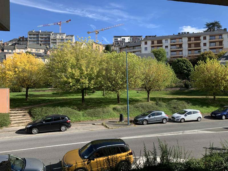 Appartement - 100 m² - 4 pièces