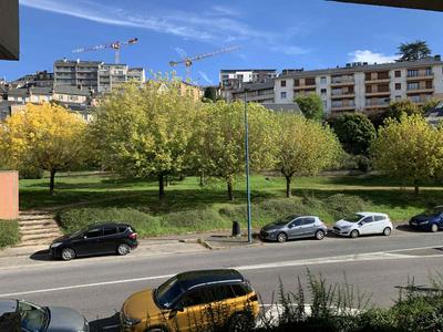 Appartement - 100 m² - 4 pièces