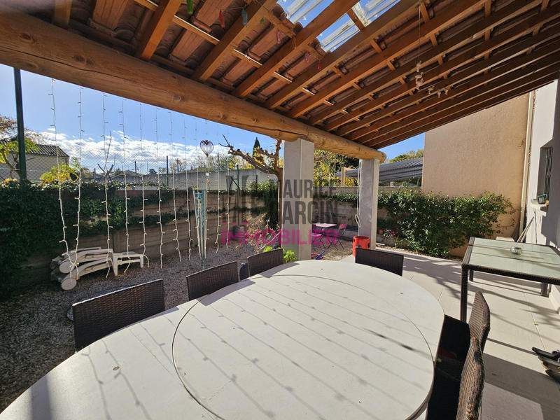 Villa - 90 m² - 5 pièces