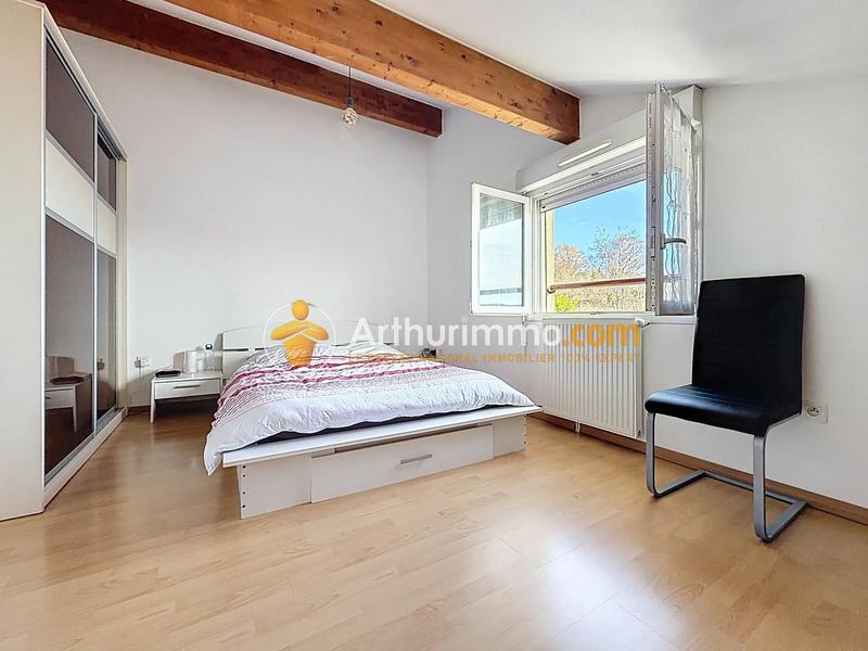 Appartement - 95 m² - 5 pièces