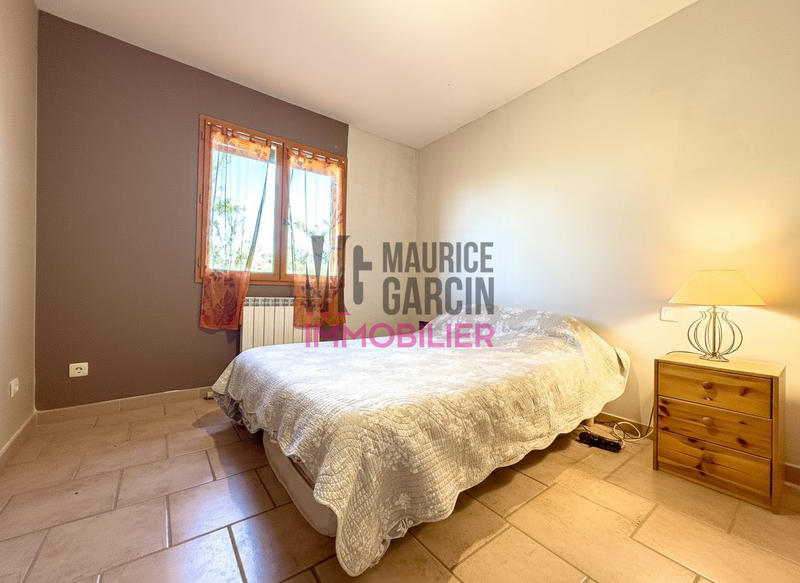 Maison - 213 m² - 7 pièces