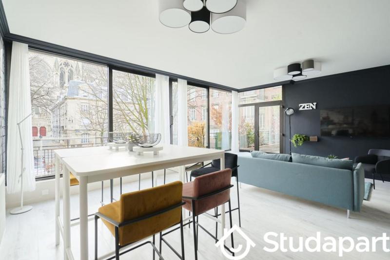 Chambre - 15 m² - 1 pièce