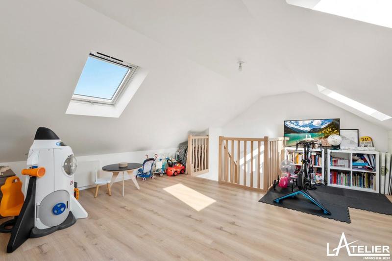 Maison - 111 m² - 5 pièces