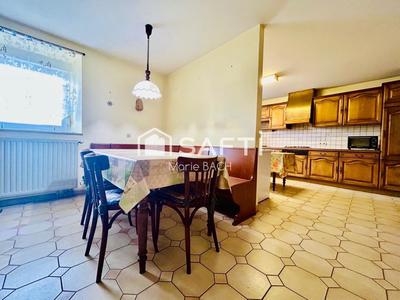 Maison - 111 m² - 5 pièces