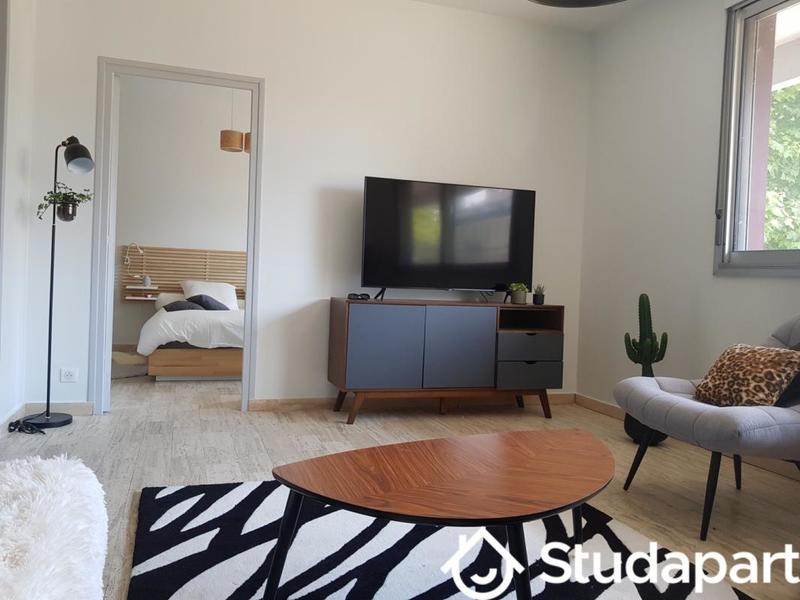 Appartement - 60 m² - 2 pièces