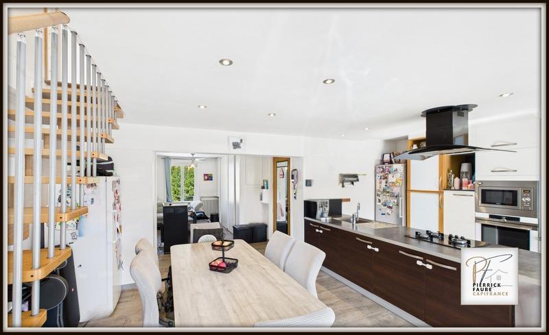 Duplex - 117 m² - 5 pièces