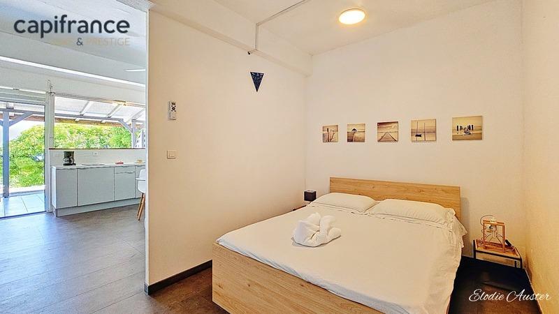 Villa - 330 m² - 13 pièces