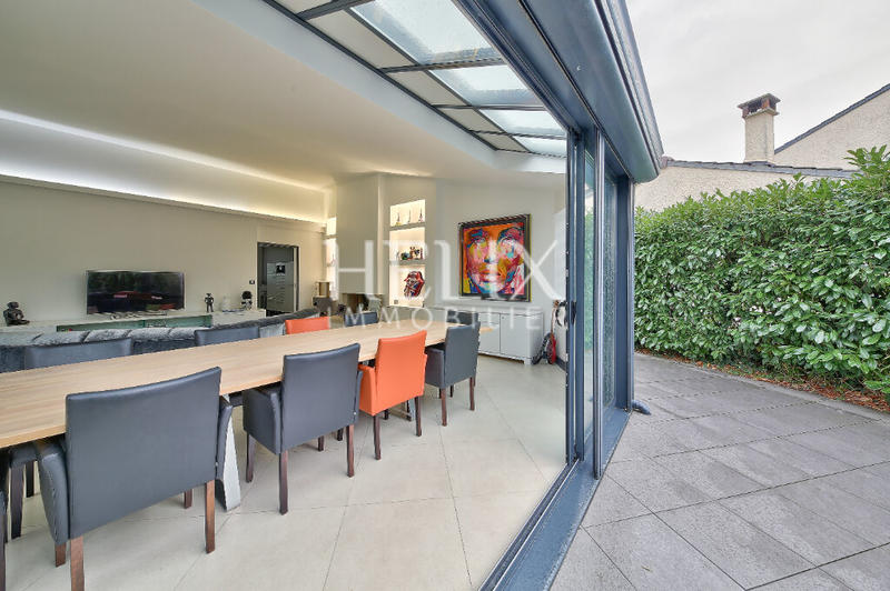 Maison - 190 m² - 8 pièces