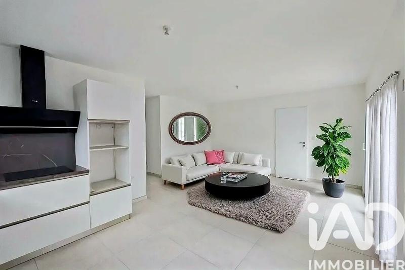 Maison - 102 m² - 5 pièces