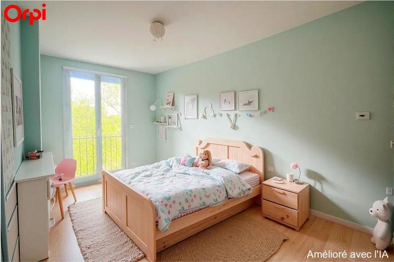 Appartement - 82 m² - 4 pièces