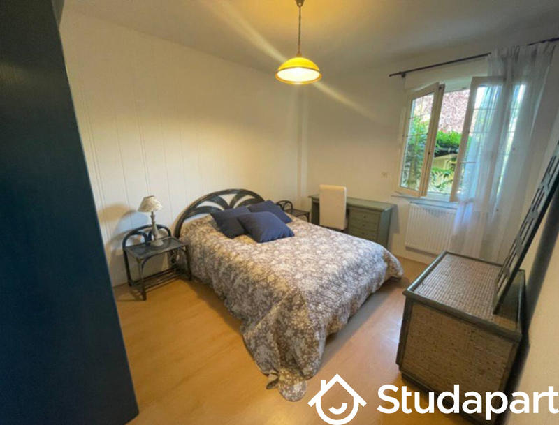 Chambre - 15 m² - 1 pièce