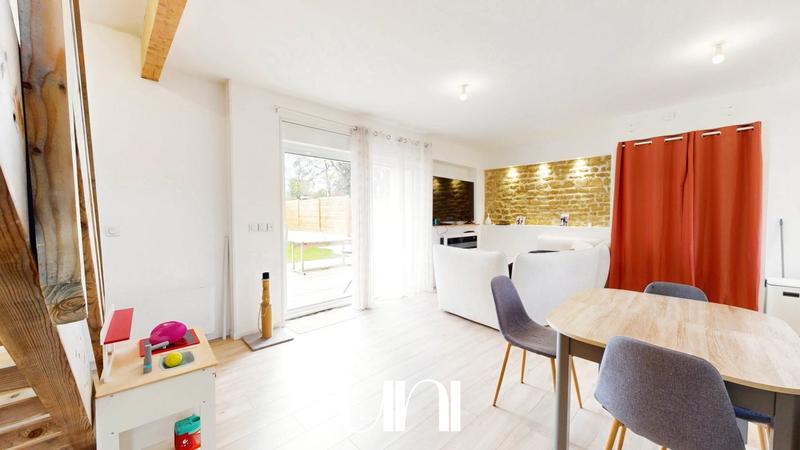 Maison - 100 m² - 4 pièces