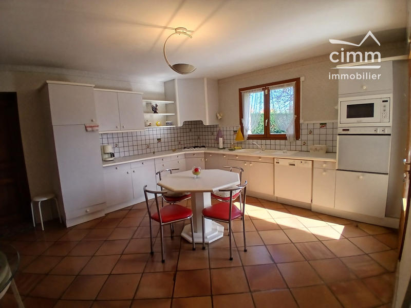 Villa - 170 m² - 6 pièces