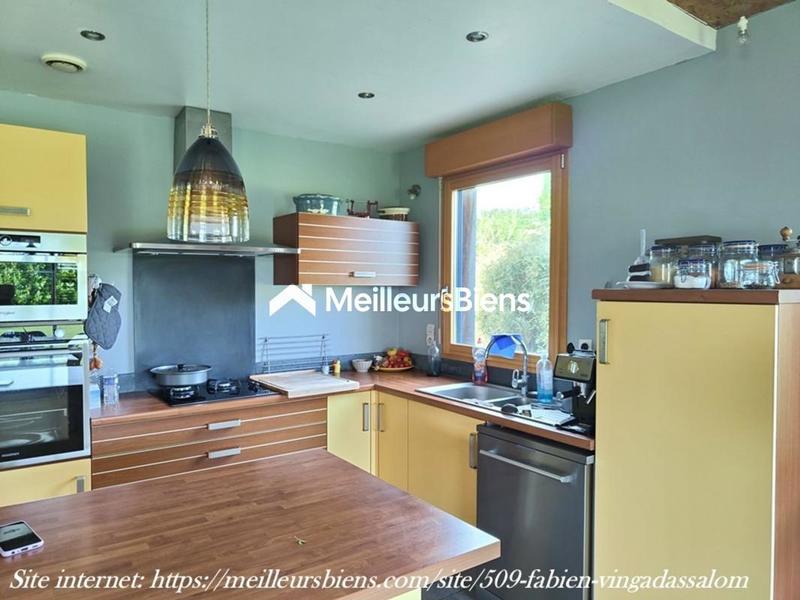 Propriété - 122 m² - 4 pièces