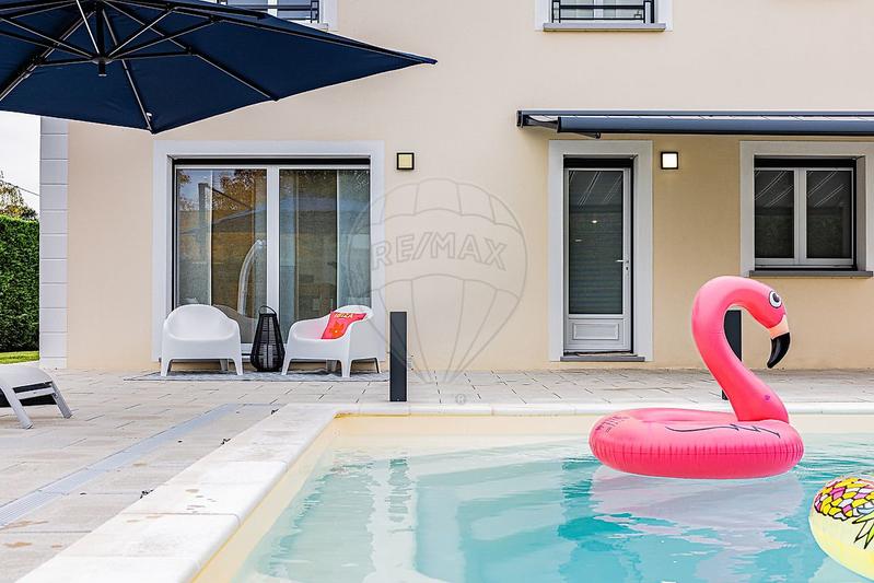 Maison - 173 m² - 6 pièces