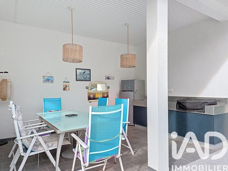 Maison - 330 m² - 13 pièces