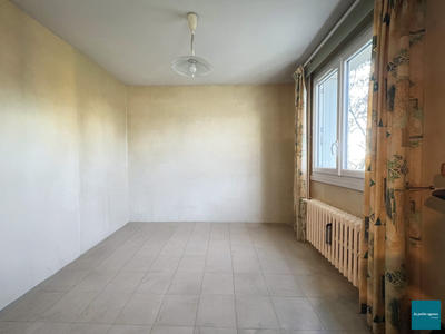 Appartement - 67 m² - 4 pièces