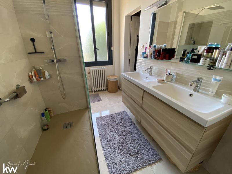 Maison de ville - 208 m² - 7 pièces