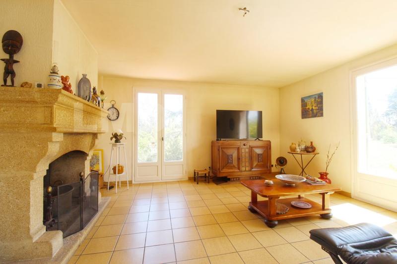 Maison - 217 m² - 6 pièces