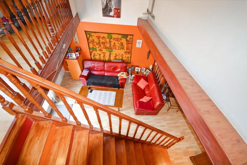 Maison - 224 m² - 6 pièces