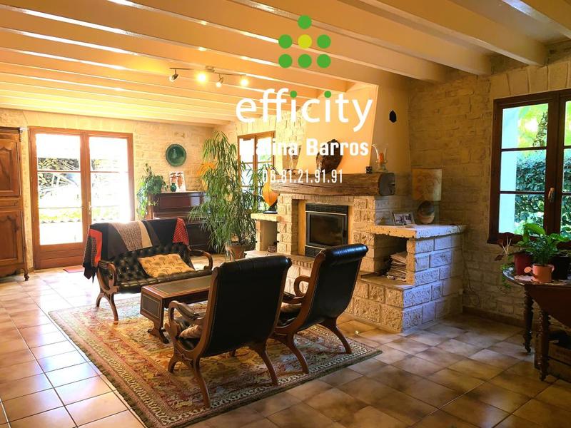 Maison - 200 m² - 6 pièces