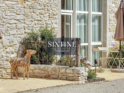 Maison ancienne - 692 m² - 16 pièces