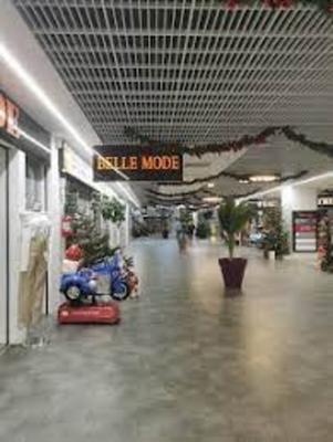 Local commercial - 2 226 m² - 2 pièces