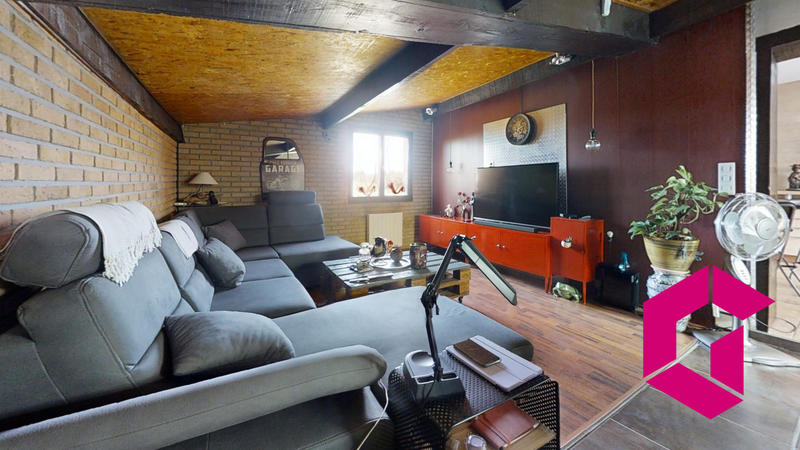 Maison - 88 m² - 5 pièces