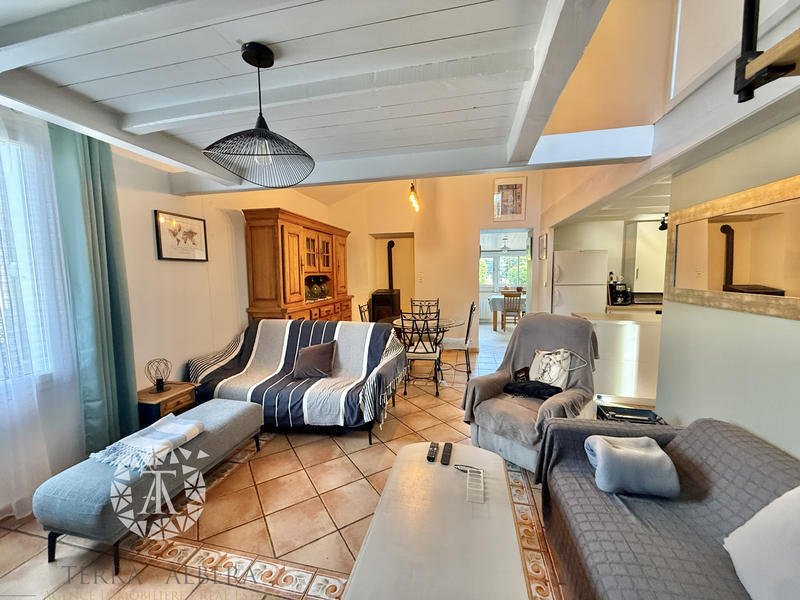 Maison - 136 m² - 5 pièces