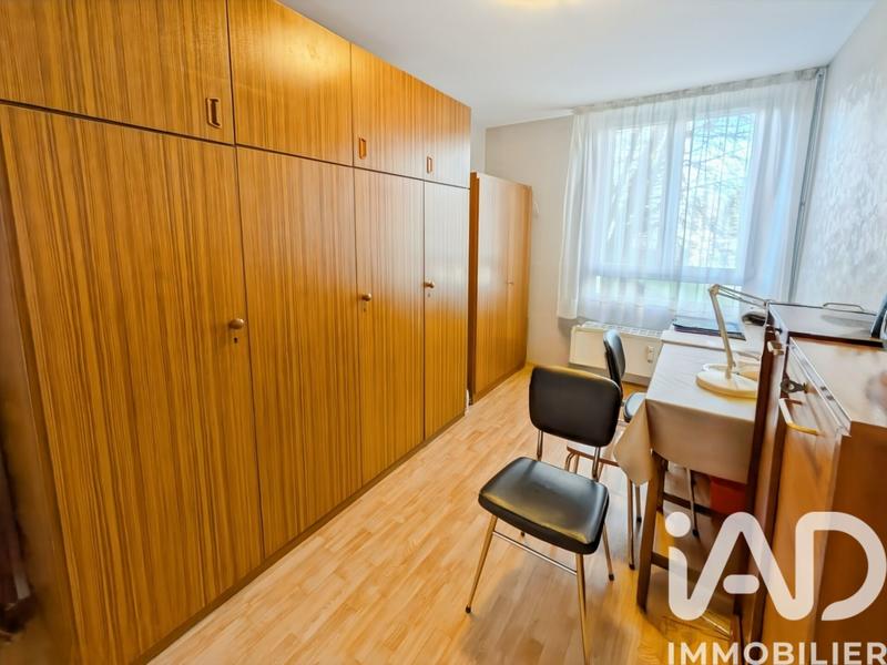Appartement - 90 m² - 5 pièces