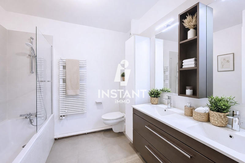 Appartement - 102 m² - 5 pièces