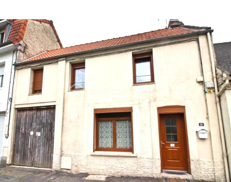 Maison de ville - 100 m² - 5 pièces