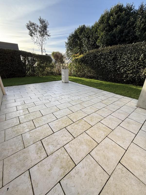 Maison - 215 m² - 7 pièces