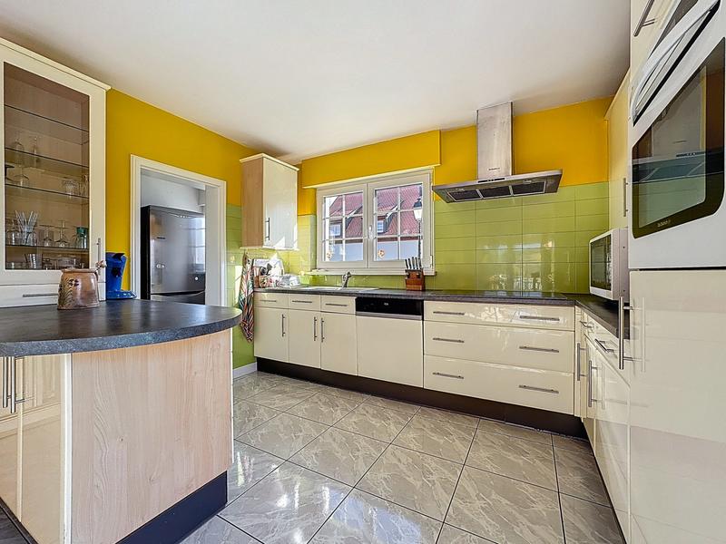 Maison - 193 m² - 7 pièces