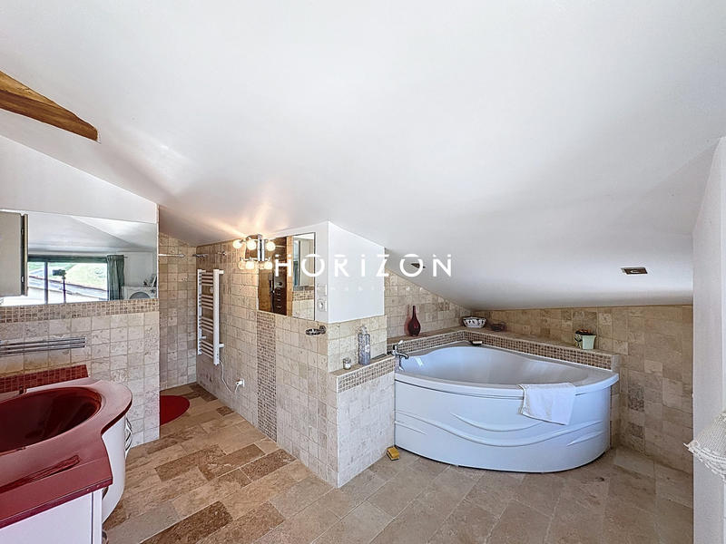 Ferme - 267 m² - 10 pièces