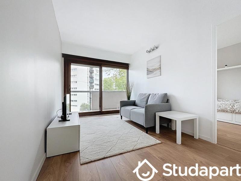 Chambre - 9 m² - 1 pièce