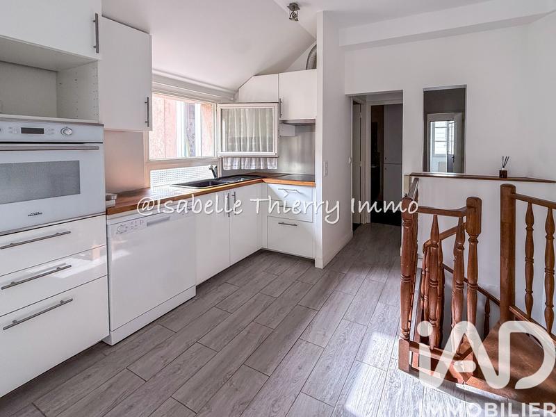 Maison de ville - 70 m² - 4 pièces