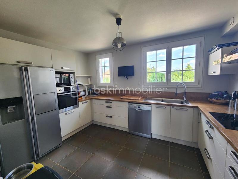 Maison traditionnelle - 138 m² - 5 pièces