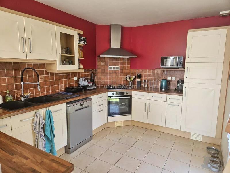 Maison - 110 m² - 6 pièces