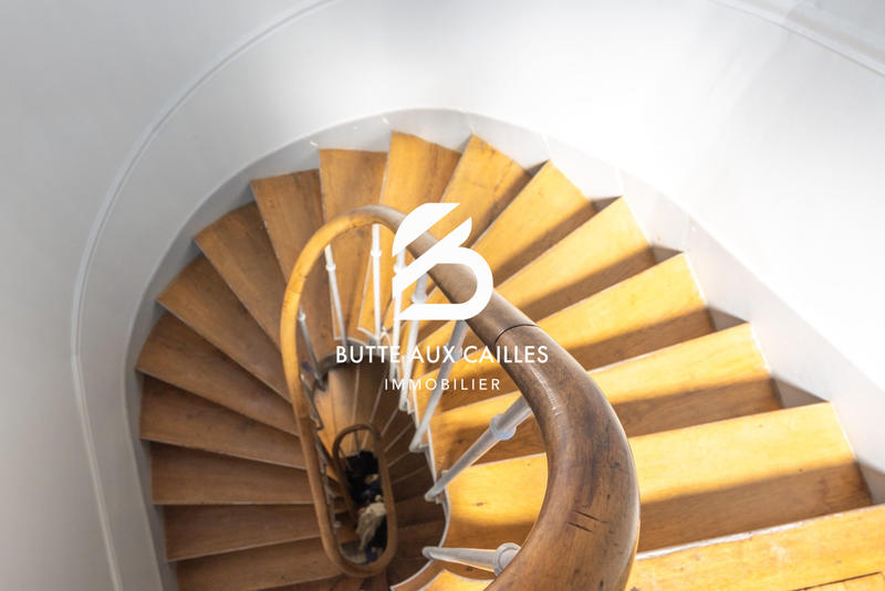 Maison - 192 m² - 7 pièces