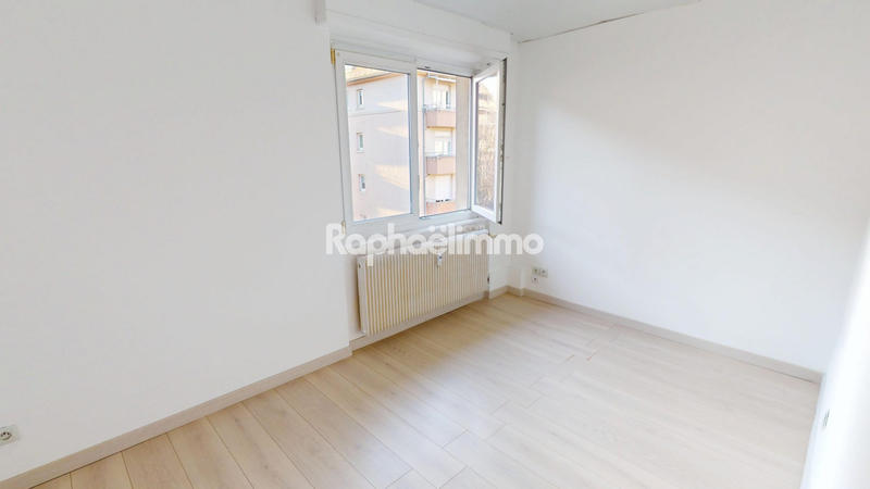 Appartement - 77 m² - 3 pièces
