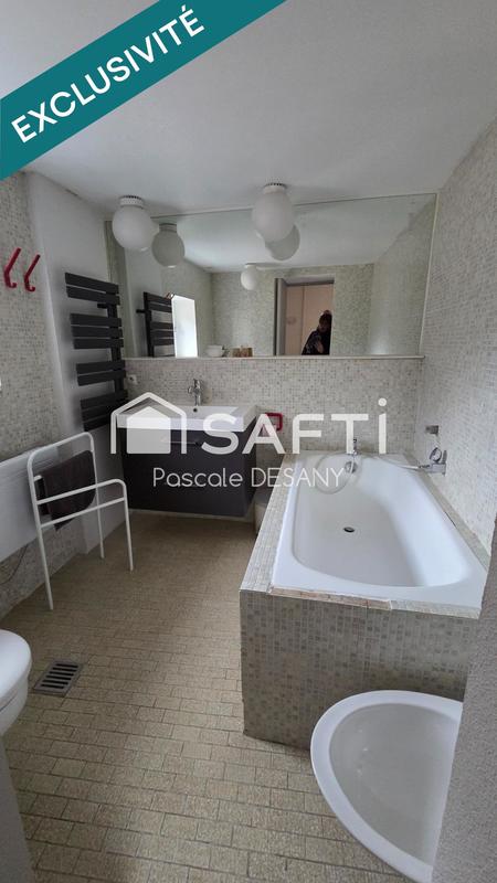 Local commercial - 800 m² - 15 pièces