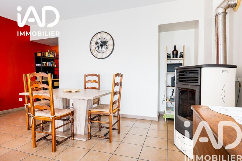 Appartement - 82 m² - 3 pièces